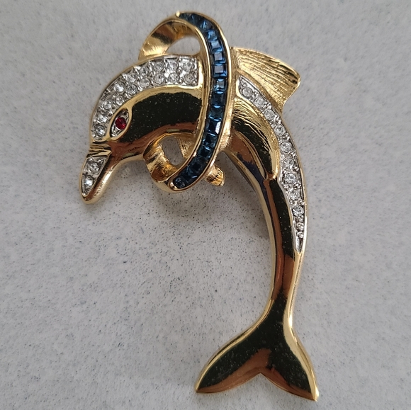 Fifth Avenue Collection of Jewellery, Dolphin Pin - Picture 2 of 7